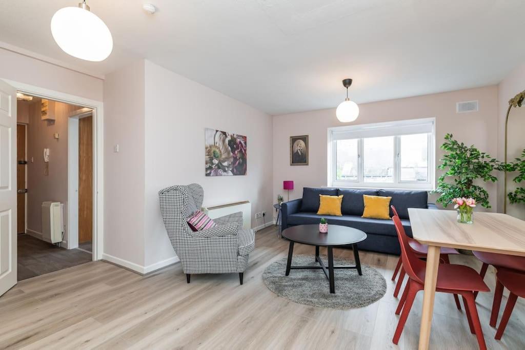 Fully Refurb Drogheda Apt5 2Nd Floor מראה חיצוני תמונה